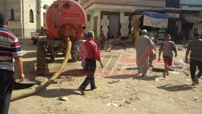 حملات نظافة وفتح شوارع مغلقة بمدن وقرى كفر الشيخ