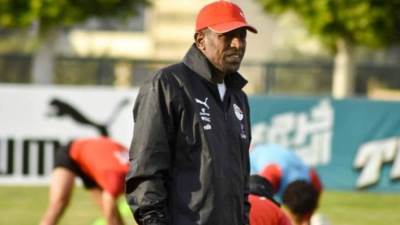 نجل ربيع ياسين يكشف آخر تطورات الحالة الصحية لوالده