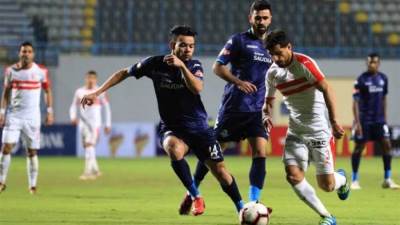 التعادل السلبي يحسم نتيجة الشوط الأول بين الزمالك وبيراميدز