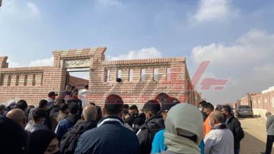 غياب نجوم ومسؤولي الزمالك عن جنازة والدة حازم إمام.. وأحمد سليمان يحضر