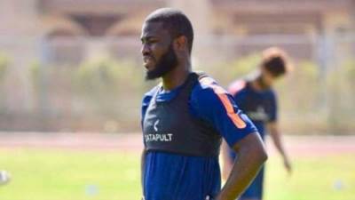 العنصرية وخلاف على ثمن الحذاء يتسببا في إيقاف نجم غزل المحلة