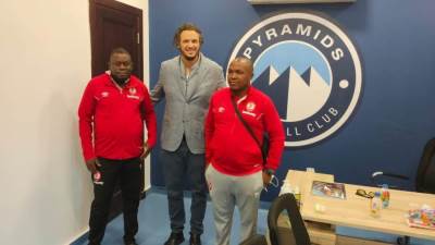 بيراميدز يرحب ببعثة فريق نكانا الزامبي في القاهرة