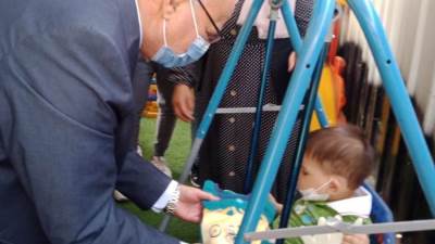 محافظ القاهرة يتابع خدمات دور رعاية الأطفال