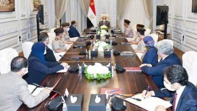    الرئيس السيسي يتابع الموقف التنفيذي الخاص بساحة الشعب والنصب التذكاري بالعاصمة الإدارية الجديدة