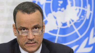 وزير الخارجية الموريتاني يشيد بأداء السفير المصري في نواكشوط