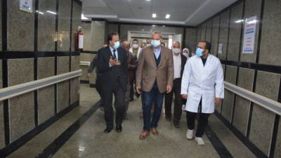 محافظ القليوبية يتابع تنفيذ المشروعات بمدينة كفر شكر