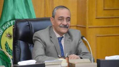 محافظ الاسماعيلية يتابع أعمال الإنارة بالمراكز والمدن وتغطية كافة المناطق المحرومة