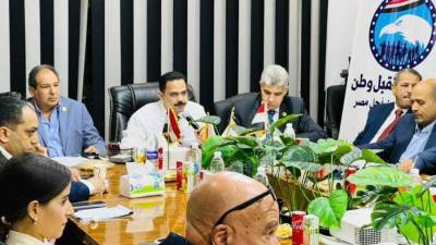 اجتماعات تنظيمية للأمانة العامة وقوافل طبية وبرامج تدريبية.. أبرز فعاليات "مستقبل وطن"