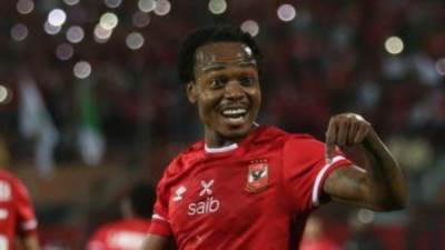 حقيقة رحيل بيرسي تاو عن القلعة الحمراء والمصير المنتظر لميكسوني