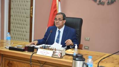 مجلس جامعة سوهاج يهنئ الرئيس السيسي والشعب المصري بذكرى ثورة ٣٠ يونيو