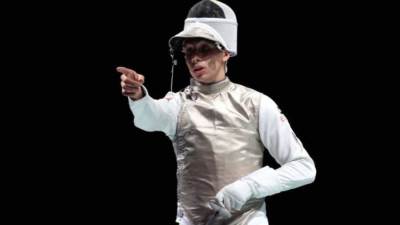 محمد حمزة يتأهل إلى ربع نهائي سلاح الشيش رجال