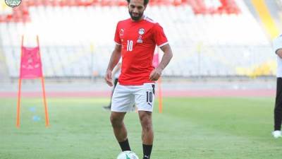 محمد صلاح يقود تشكيل منتخب مصر في ودية النيجر 