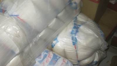 تموين وسط تضبط سكر تموينى قبل بيعه فى السوق السوداء 