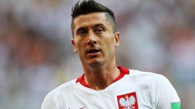 النجم البولندي ليفاندوفيسكي يسجل الهدف الـ 2600 في تاريخ كأس العالم