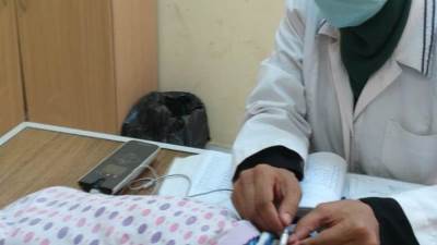 العثور على طفلة رضيعة ملقاة على طريق قرية بسمالوط شمال المنيا 