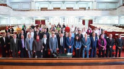 رئيس جامعة بني سويف يشهد التصفيات قبل النهائية لمبادرة "شباب من أجل التنمية"