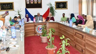 رئيس جامعة القناة يُشارك بمجلس كلية التمريض ويُقدم الشكر والتهنئة للحصول على الاعتماد للمرة الثانية