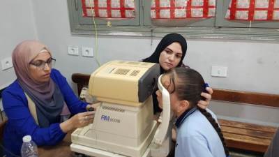 جامعة بنها تطلق قافلة طبية متخصصة في أمراض العيون بمدارس طوخ