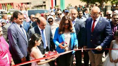 وزيرة التنمية المحلية ومحافظ القليوبية يفتتحان معرضي "أيادي مصر وصنع في القليوبية"