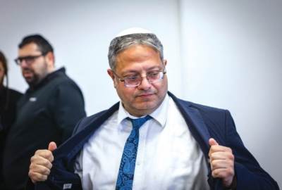 بن غفير يكشف عن سلسة من الإجراءات العقابية بحق الأسرى 