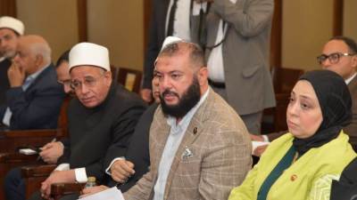 ممثل حزب النور يتراجع عن موقفه بشأن إصدار الفتاوى ويبدي اعتذاره بلجنة الشؤون الدينية