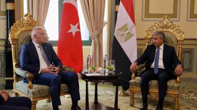 وزير السياحة يلتقي نظيره التركي لبحث سبل تعزيز التعاون المشترك بين البلدين