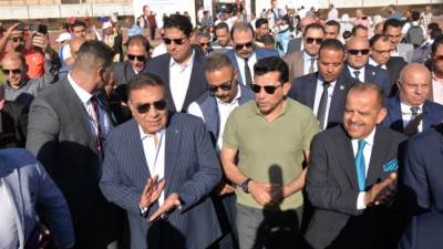 وزير الرياضة ومحافظ الدقهلية يفتتحان المرحلة الأولى من تطوير استاد المنصورة 