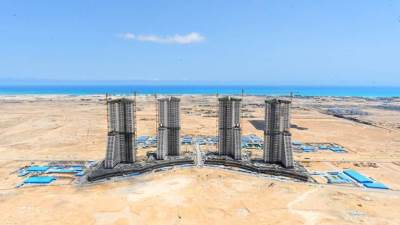 وزير الإسكان يجتمع بجهاز العلمين الجديدة لمناقشة موقف تسليم المشروعات التنموية 