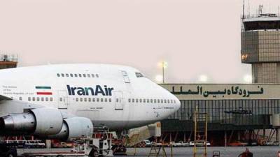 إيران تمدد إلغاء الرحلات الجوية في عدة مناطق