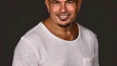 انذارعلى يد محضر يطالب نقيب الموسيقيين بفتح تحقيق في تجاوزات حفل عمرو دياب 