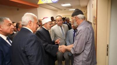 قيادات الأزهر الشريف تلتقي مصابي غزة في مستشفى أسيوط