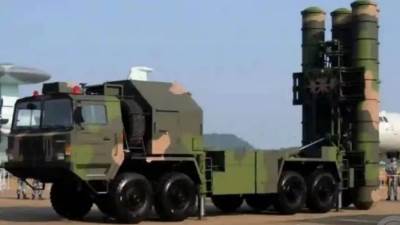 تقرير: إيران تعزز قوتها مع أنظمة صواريخ أرض-جو من الصين