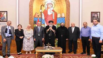 رئيس البنك الزراعي يبحث مع البابا تواضروس الثاني تعزيز التعاون والتوسع في تمويل مشروعات الأديرة