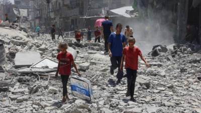 12 شهيدا ومصابون في قصف الاحتلال دير البلح والسودانية بقطاع غزة