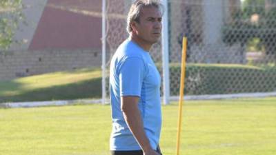 نبيل الكوكي المدير الفني للمصري ينعى ميمي عبدالرازق 