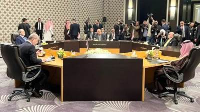 وزراء خارجية عرب يؤكدون خلال محادثات مكثفة دعم أمن سوريا ووحدتها واستقرارها وسيادتها  