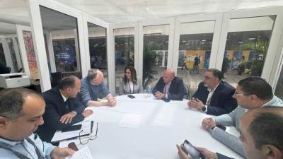 «التنمية المحلية» تبحث مع شركة «Esri» مجالات التعاون المشترك