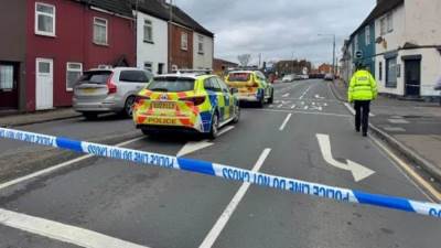 مصرع 4 طلاب إثر اصطدام سيارة بمبنى في لندن