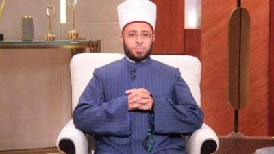 وزير الأوقاف يحيل مجموعة من المخالفات في المساجد إلى جهات التحقيق