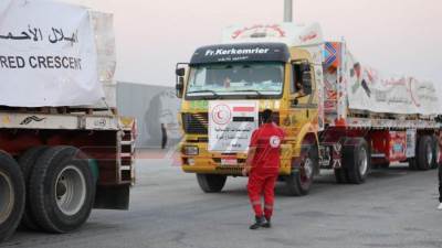 عاجل.. الهلال الأحمر المصري يطلق قافلة "زاد العزة" في يومها الثاني