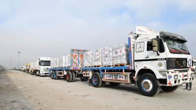 الإمارات تعلن دخول 38 شاحنة مساعدات إنسانية إلى غزة 