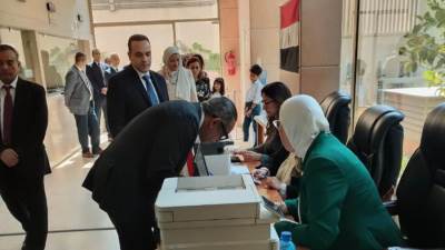 بدء تصويت المصريين في لبنان بانتخابات مجلس الشيوخ