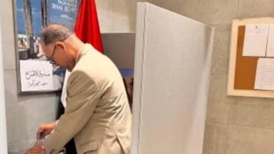 سفير مصر بالجزائر: أبناء الجالية حريصون على المشاركة في انتخابات الشيوخ ويمارسون حقهم بسلاسة ويسر