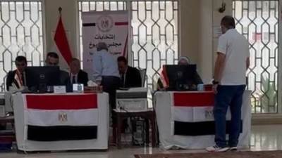 أبناء الجالية المصرية في اليونان ولبنان وسلطنة عمان يواصلون الإدلاء بأصواتهم في انتخابات الشيوخ