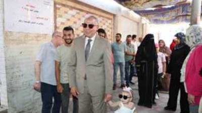 محافظ المنيا يتفقد سير انتخابات "الشيوخ" ويشيد بوعي المواطنين في هذا الاستحقاق الدستوري