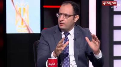 رئيس تحرير "روزاليوسف" يسلط الضوء على تغطية انتخابات "الشيوخ".. فيديو 