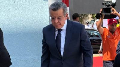 رئيس جهاز المحاسبات يُدلي بصوته في انتخابات الشيوخ ويؤكد أهمية المشاركة الإيجابية