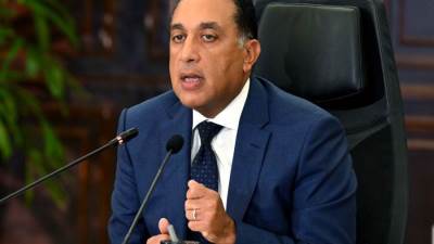 رئيس الوزراء يتابع المراحل الأخيرة لتنفيذ حدائق الفسطاط 