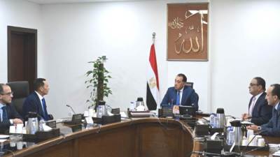رئيس الوزراء يتابع مشروعات شركة تنمية الريف المصري 
