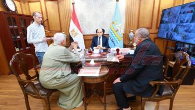 أعضاء مجلسي النواب والشيوخ يناقشون عددًا من الملفات مع محافظ كفر الشيخ